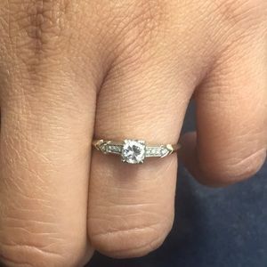 14K Vintage .50 Diamond Engagement Ring Size 7.5